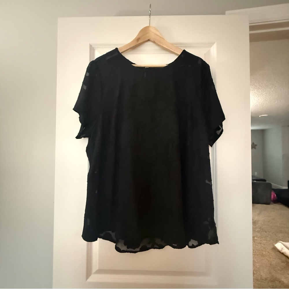 Black Women's Short Sleeve Chiffon Blouse
